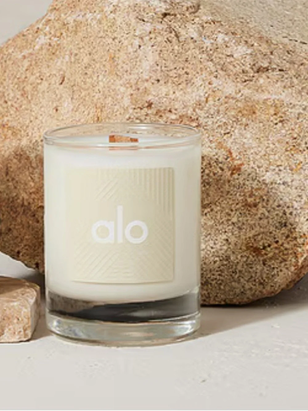 ALO 2 oz signature candle 🕯️ new in box